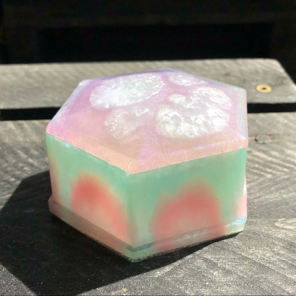 Handmade Sky UV Resin Trinket Box - Picture 8 of 16